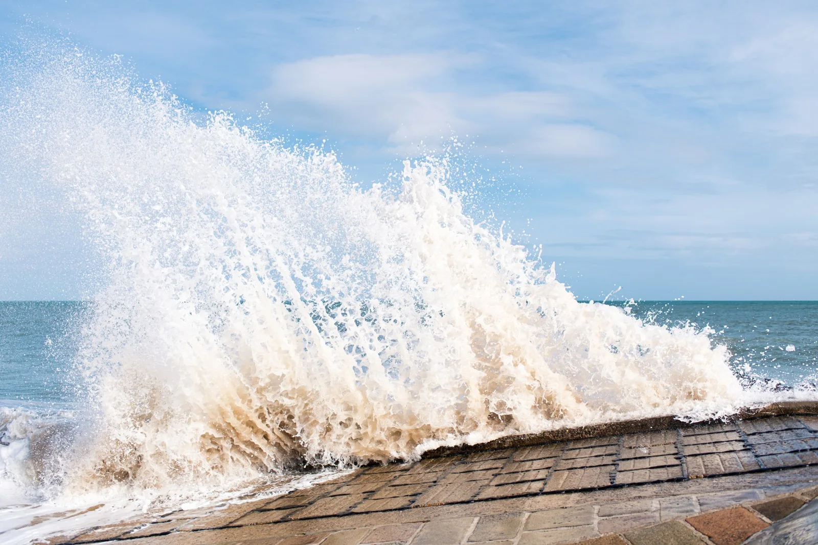 Breakwater spray